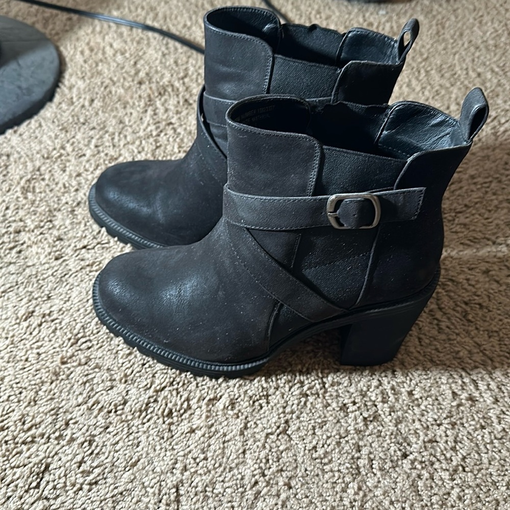 Black wide with heeled booties